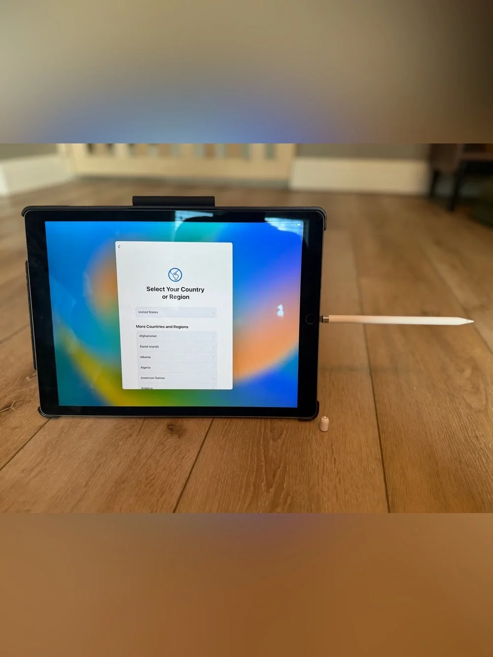 Apple iPad Pro 12.9-inch 128GB – Space Gray w/ Apple Pencil